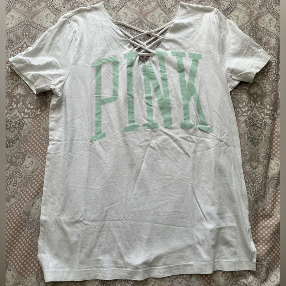 Victoria’s Secret PINK tee shirt